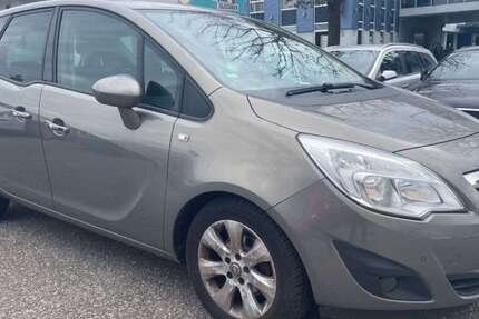 Opel Meriva 175.000 km 3.990 &euro; Dachau 85221