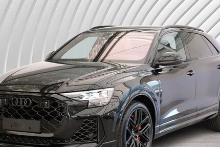 Audi RSQ8 4.000 km 135.990 &euro; Unterschleißheim 85716