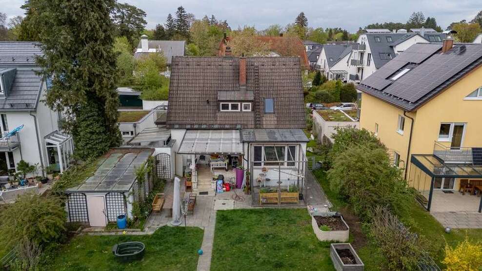 Grundstück zu verkaufen in München 1.990.000 € 967 m²