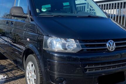 VW T5 Transporter 180.000 km 13.999 &euro; München 80807
