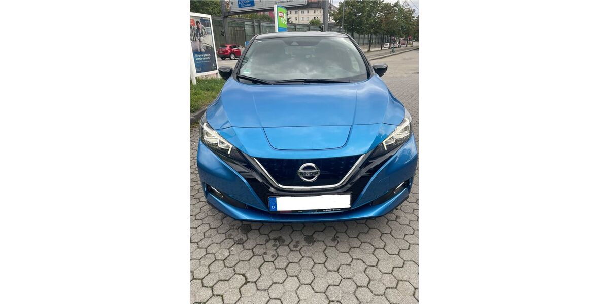 Nissan Leaf 15.240 km 19.800 &euro; München 80807