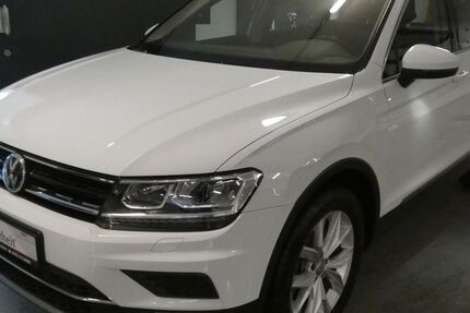 VW Tiguan 72.902 km 21.900 € München 81825