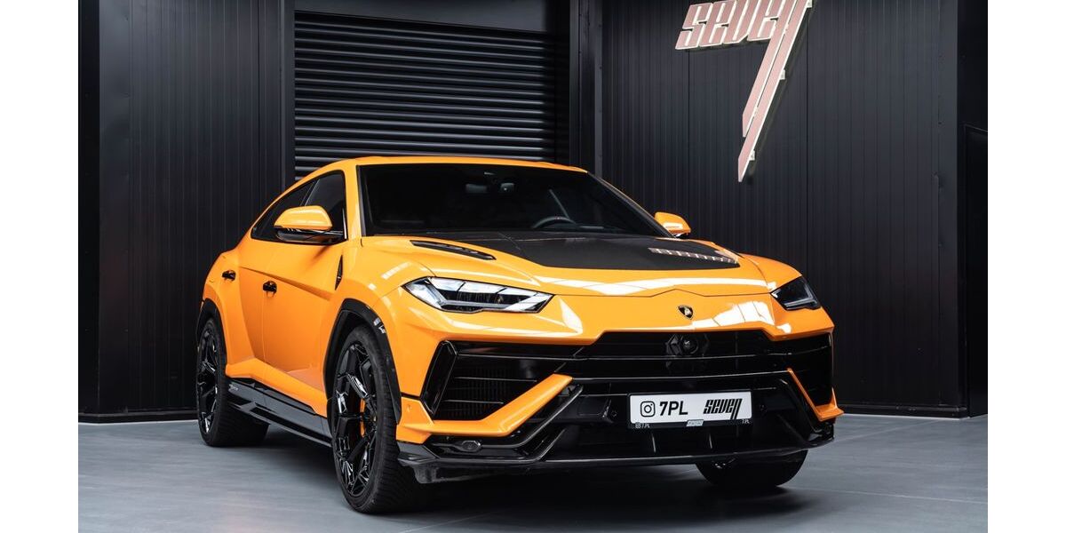 Lamborghini Urus 1.900 km 353.430 &euro; München 80939