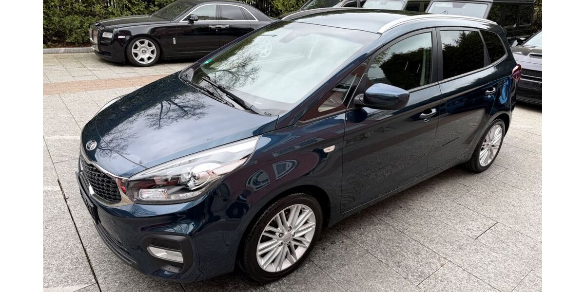 Kia Carens 190.000 km 8.980 &euro; München 81827