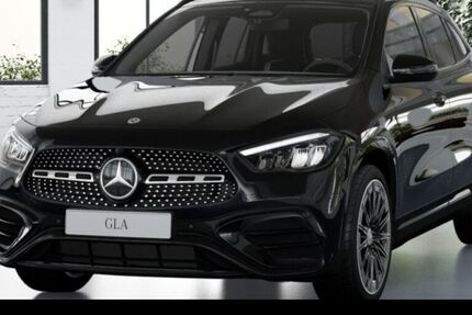 Mercedes-Benz GLA 200 9.900 km 43.500 € München 80636