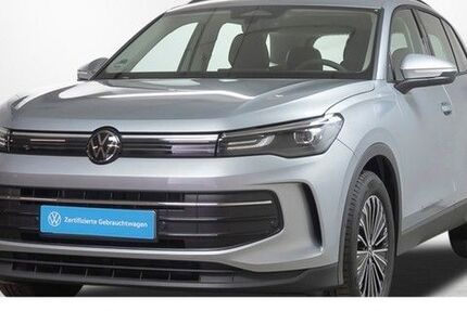 VW Tiguan 8.000 km 39.985 € München 81476