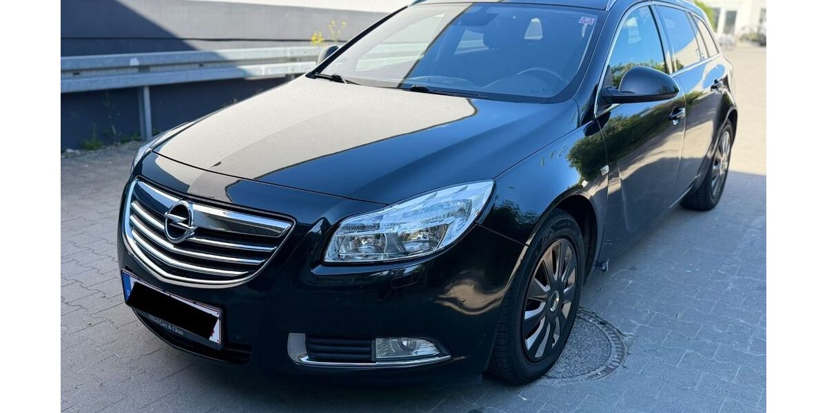 Opel Insignia 248.000 km 1.980 &euro; München 81829