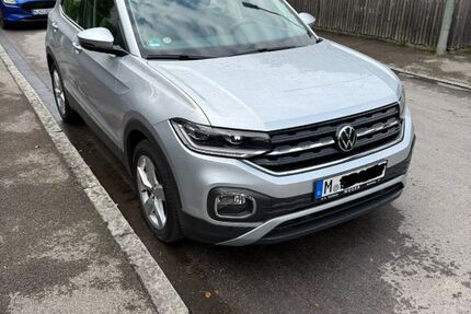 VW T-Cross 16.600 km 20.100 &euro; München 81249