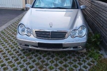 Mercedes-Benz C 220 271.700 km 1.500 &euro; Wörth 85457