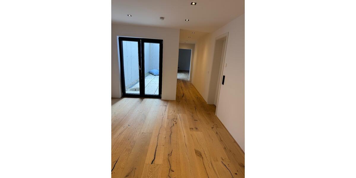 Loft - Studio - Atelier Grünwald - 3 Zimmer, 82 m&sup2;, 2.300&euro; | Angebot:25722550