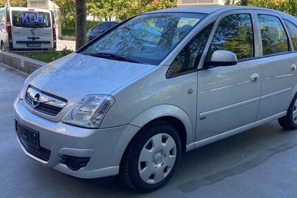 Opel Meriva 57.000 km 3.800 &euro; München 80809