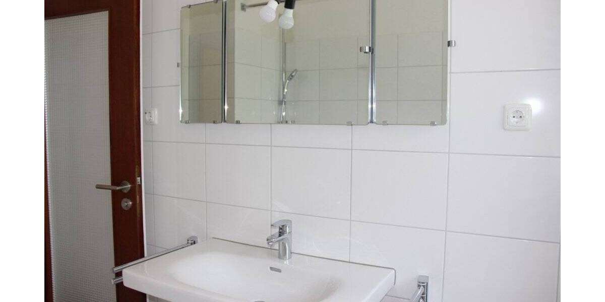 Etagenwohnung Ottobrunn - 3 Zimmer, 94 m&sup2;, 1.540&euro; | Angebot:23985697