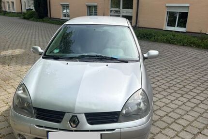 Renault Clio 153.885 km 2.250 &euro; Dachau 85221