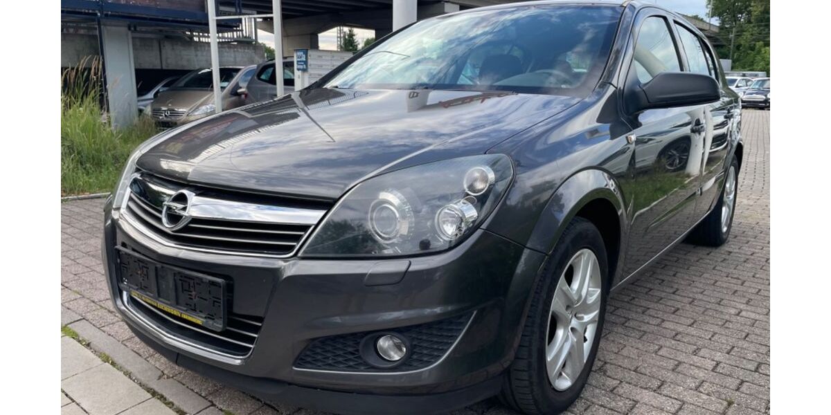 Opel Astra 130.000 km 2.999 &euro; Muenchen 81825