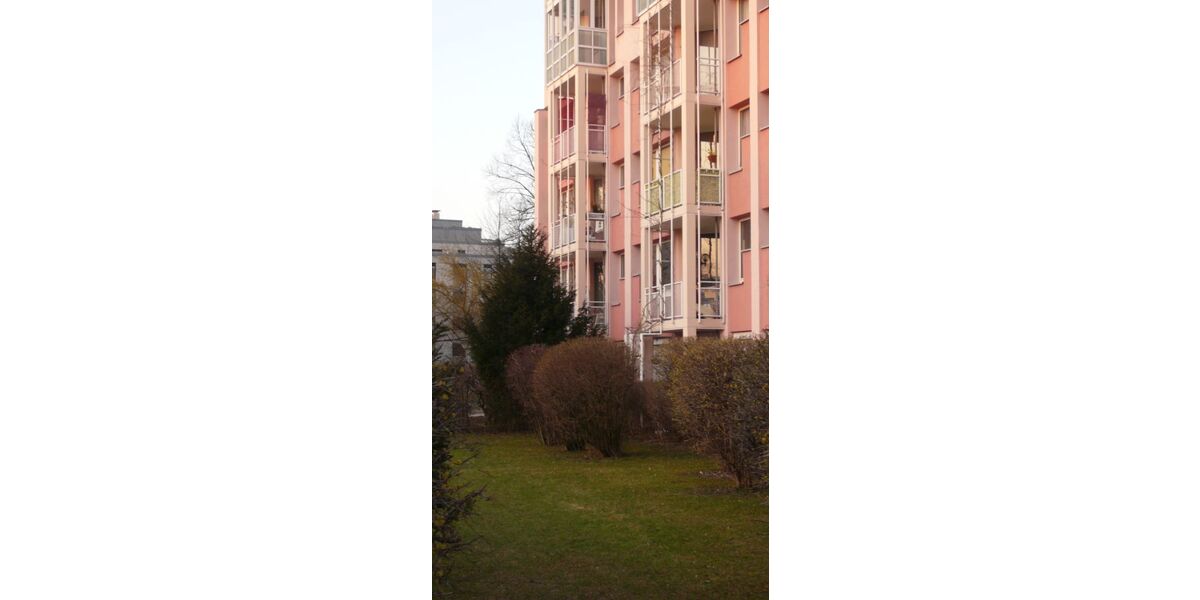 Provisionsfrei* Attraktive 2,5-Zimmer Wohnung mit Balkon und Garage in Taufkirchen - Etagenwohnung Taufkirchen | Angebot:26227931