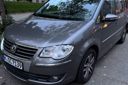 VW Touran 157.000 km 4.300 &euro; München 81673