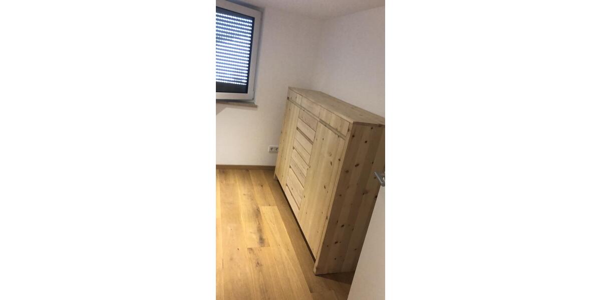 Dachgeschoßwohnung Moosinning - 3 Zimmer, 78 m&sup2;, 1.300&euro; | Angebot:26396892