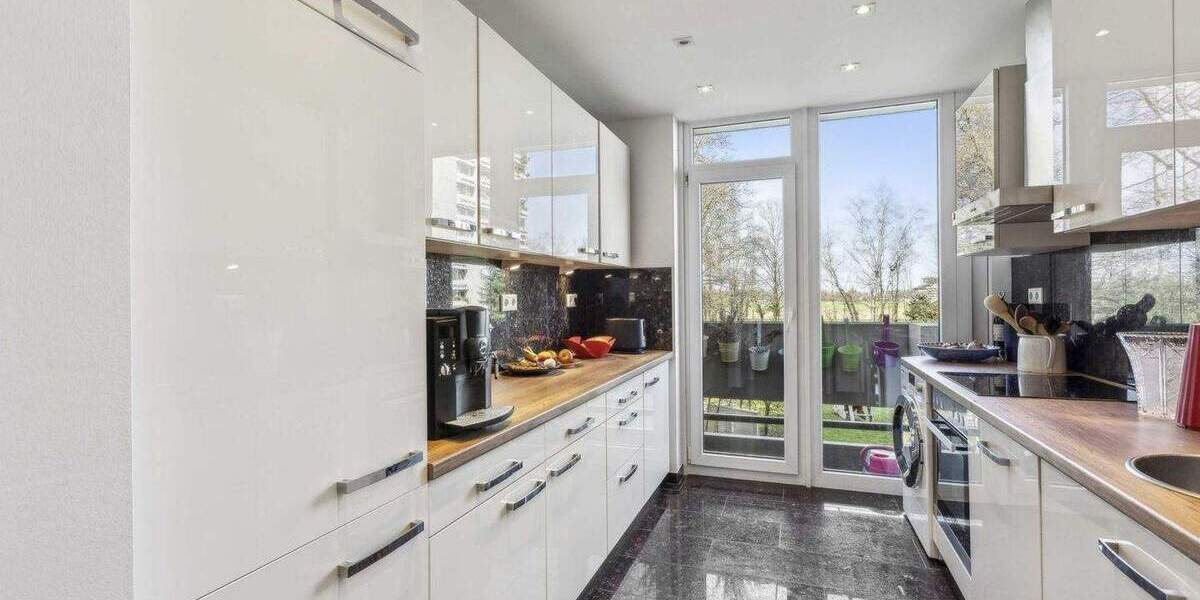 Ruhige 4 Zimmer Designerwohnung mit Balkon und Blick ins Grüne! 4 zimmer