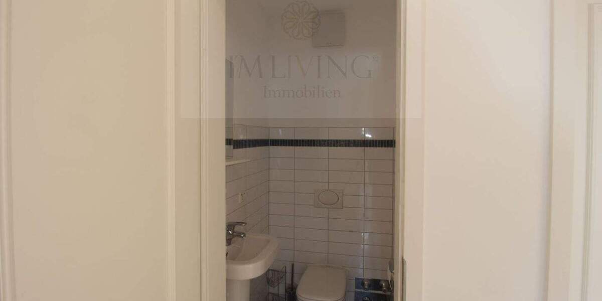 Etagenwohnung Unterhaching - 2 Zimmer, 93 m&sup2;, 1.750&euro; | Angebot:25688734