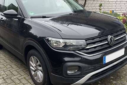 VW T-Cross 27.700 km 19.900 &euro; München 82031