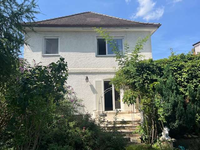 Haus zum Kaufen in München 1.235.000 € 165 m²
