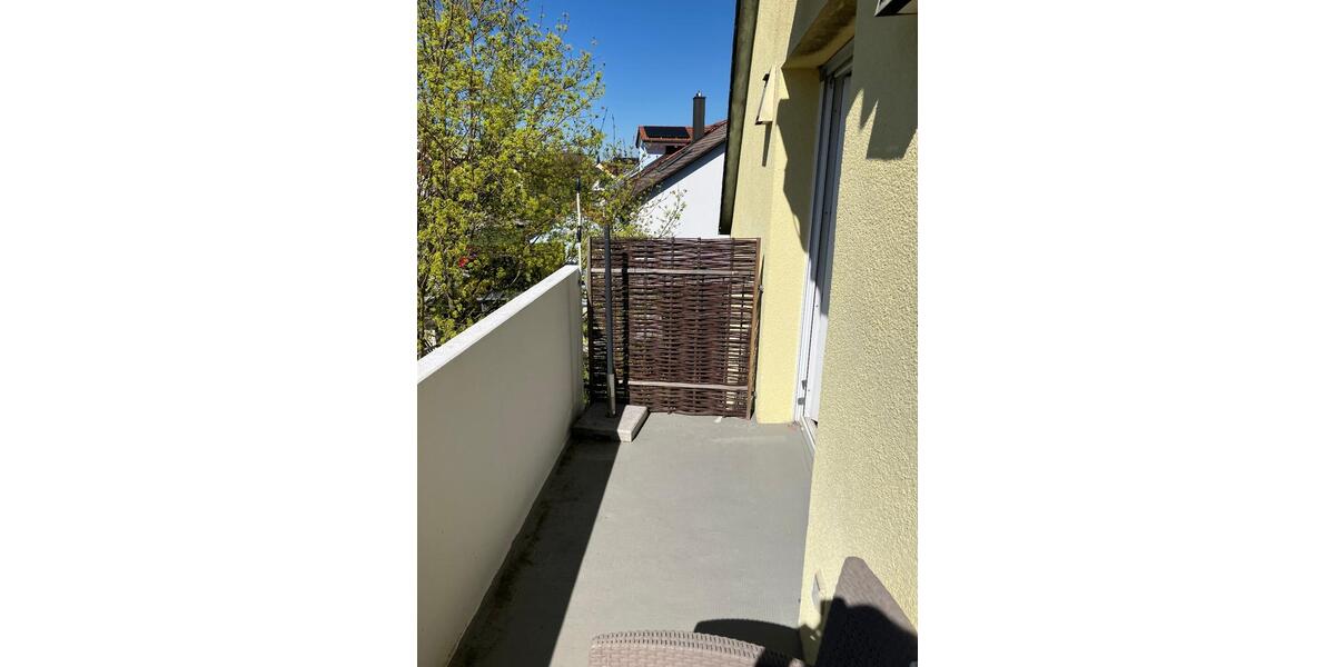 Dachgeschoßwohnung Unterschleißheim - 2 Zimmer, 60 m&sup2;, 1.290&euro; | Angebot:26492891