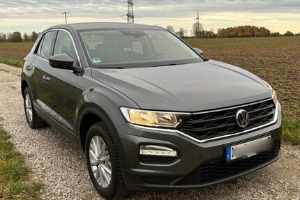 VW T-Roc 94.000 km 14.990 &euro; München 80339