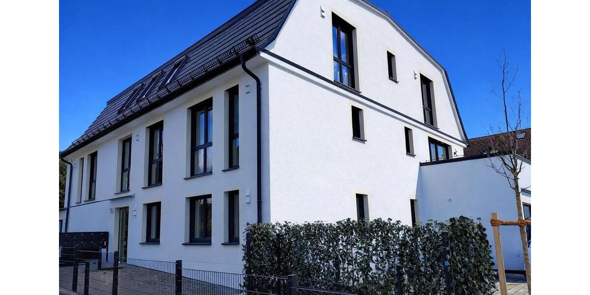Dachgeschoßwohnung Germering - 3 Zimmer, 98 m&sup2;, 2.050&euro; | Angebot:25963109