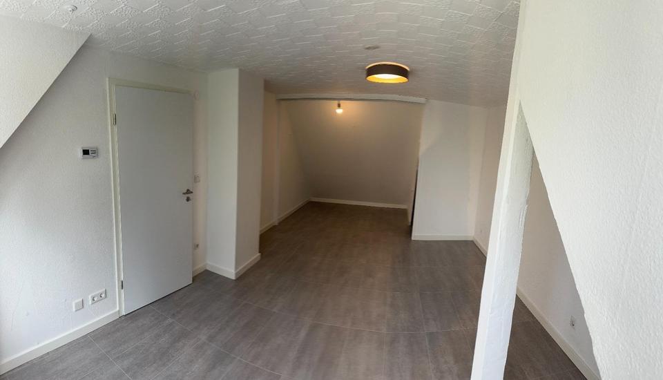 Reihenmittelhaus ab sofort frei , Energieausweis C, Garten 4 zimmer