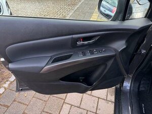 Suzuki SX4 S-CROSS 1.4 COMF.+ALLGRIP 6AT 2.000 km 32.490 &euro; Höhenkirchen-Siegertsbrun 85635