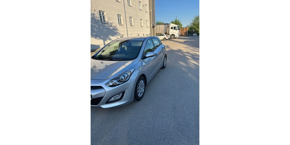 Hyundai i30 135.400 km 7.000 &euro; München 80997