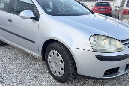 VW Golf 210.000 km 1.200 &euro; Neufahrn 85375