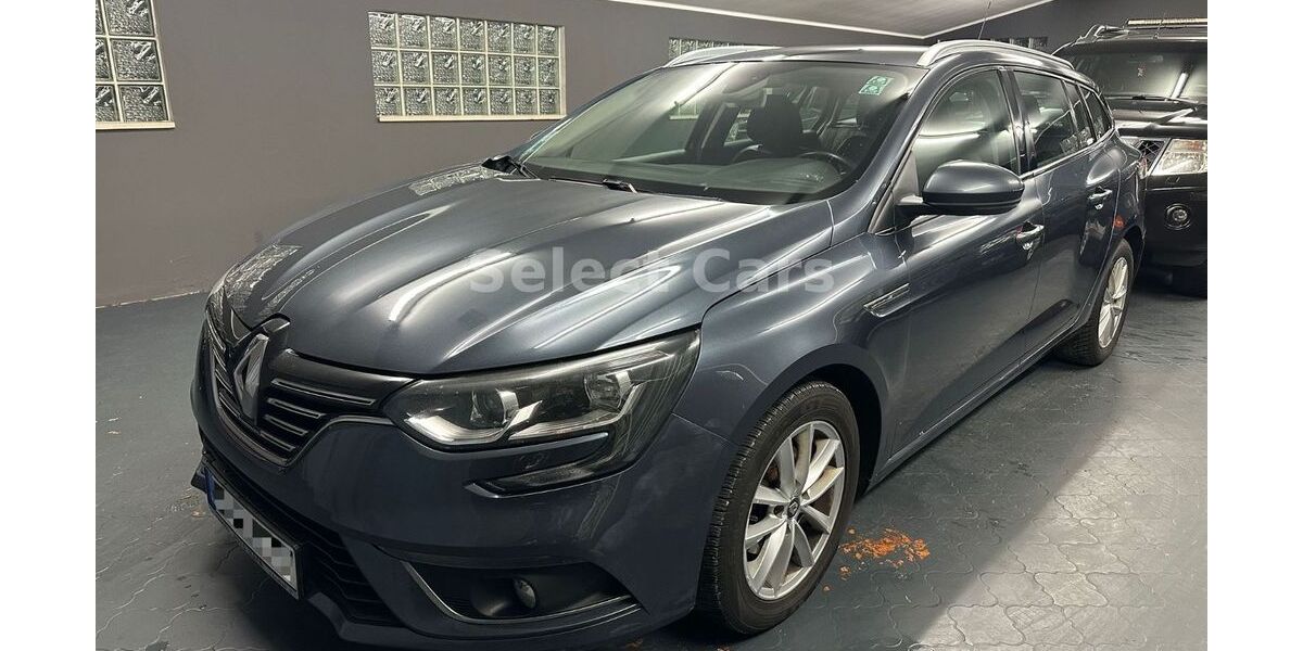 Renault Megane 176.821 km 8.990 € München 81243