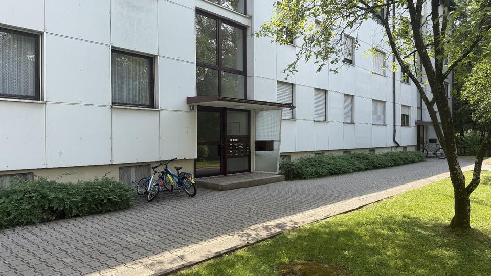 Etagenwohnung Holzkirchen - 1 Zimmer, 39 m&sup2;, 209.000&euro; | Angebot:26961357