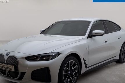 BMW i4 14.100 km 50.403 &euro; München 80939
