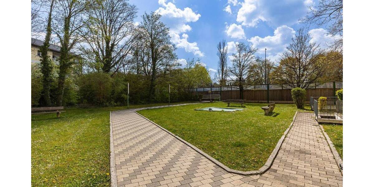 Etagenwohnung Planegg - 4 Zimmer, 97 m&sup2;, 450.000&euro; | Angebot:26401119