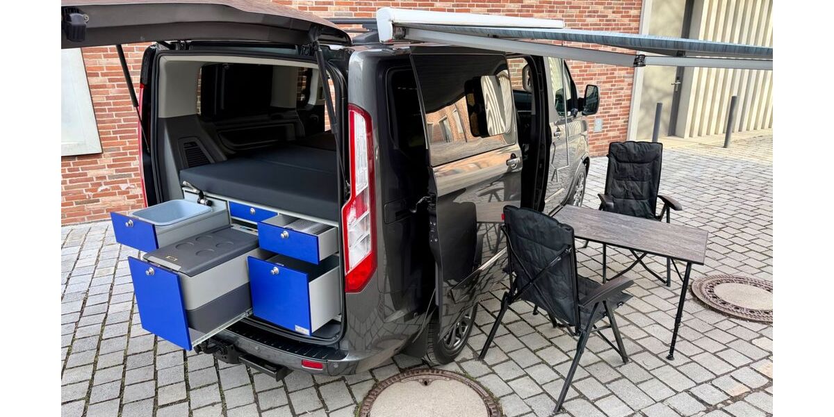 Ford Tourneo Custom 118.075 km 35.999 &euro; Unterföhring/ München 85774