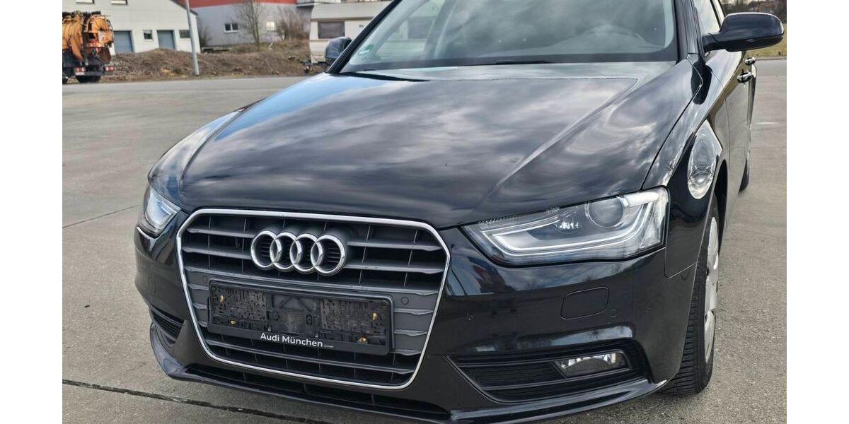Audi A4 248.000 km 7.800 &euro; Fürstenfeldbruck 82256