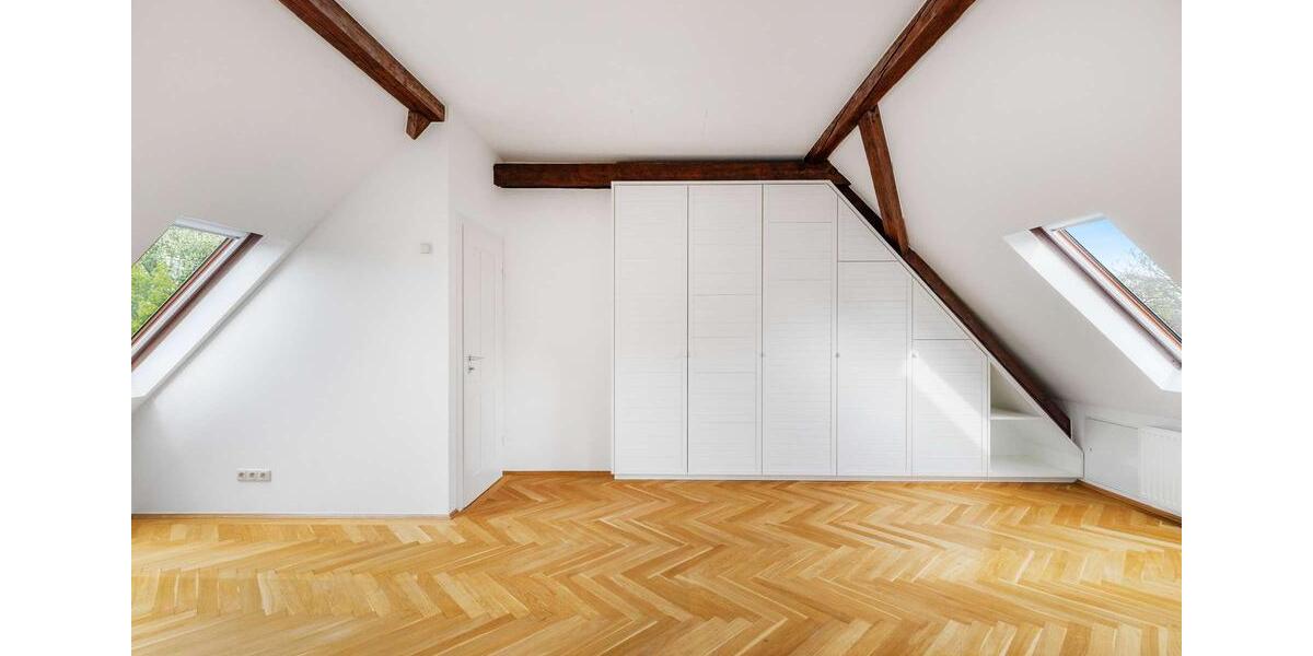 Charmantes Jugendstil-Stadthaus mit 6 Zimmern in märchenhafter Villenlage (befristet bis August 2026) 6 zimmer