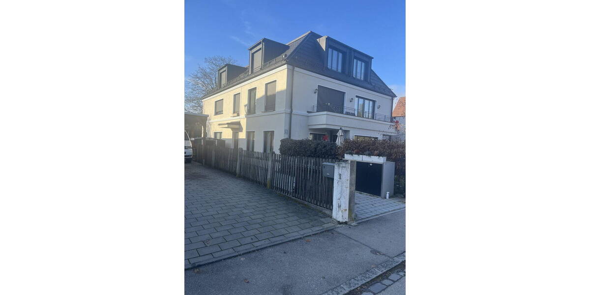 Doppelhaushälfte München Allach-Untermenzing - 7 Zimmer, 165 m&sup2;, 1.560.000&euro; | Angebot:26041234