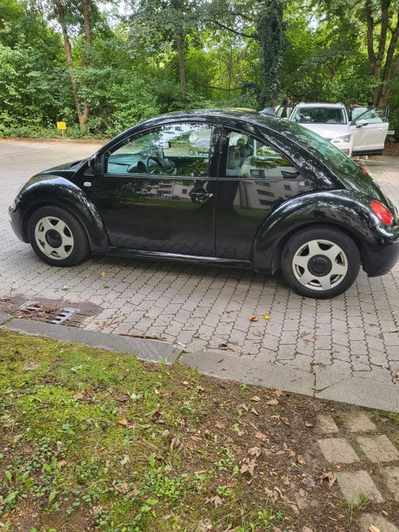 VW Beetle 142.600 km 3.950 € München 81737