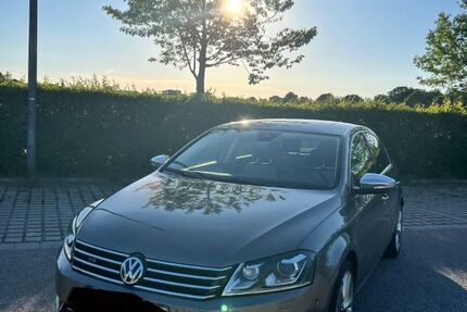 VW Passat 145.200 km 17.899 &euro; Gilching 82205