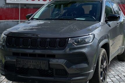 Jeep Compass 68.336 km 17.490 &euro; München 80687