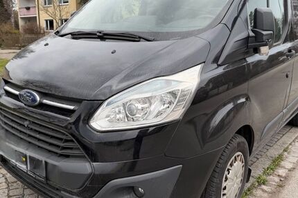 Ford Transit Custom 245.562 km 3.999 &euro; Puchheim 82178