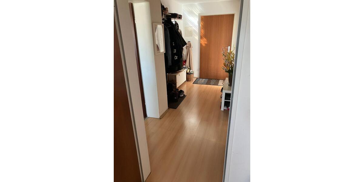 Dachgeschoßwohnung Unterschleißheim - 2 Zimmer, 60 m&sup2;, 1.290&euro; | Angebot:26492891