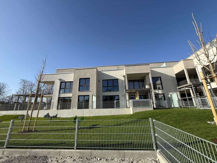 Wohnung zum Mieten in Dachau 2.600 € 117.1 m²