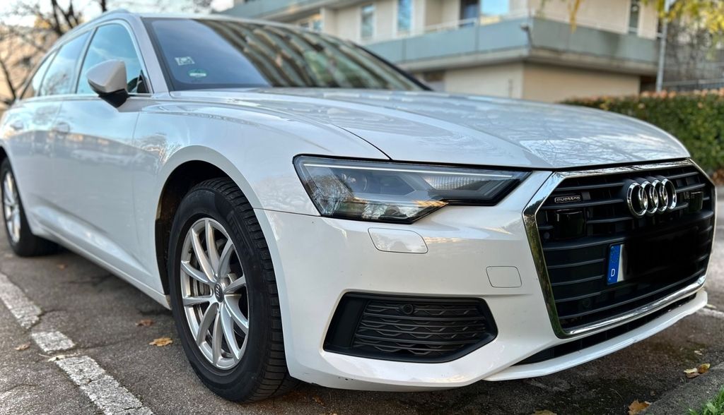 Audi A6 98.000 km 22.999 &euro; München 80939