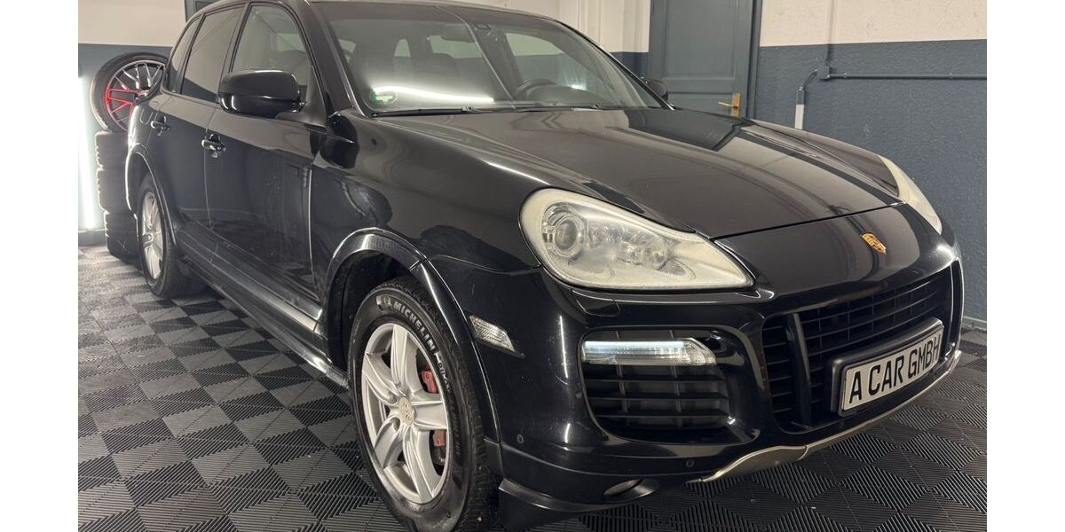 Porsche Cayenne 249.851 km 9.990 &euro; München 81241