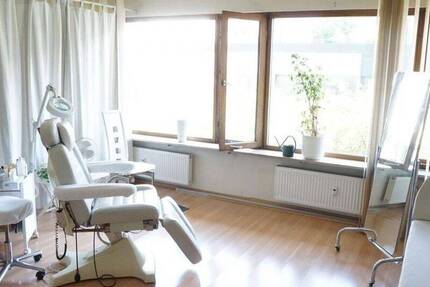 Praxis,Büro oder Wohnungsumbau zimmer