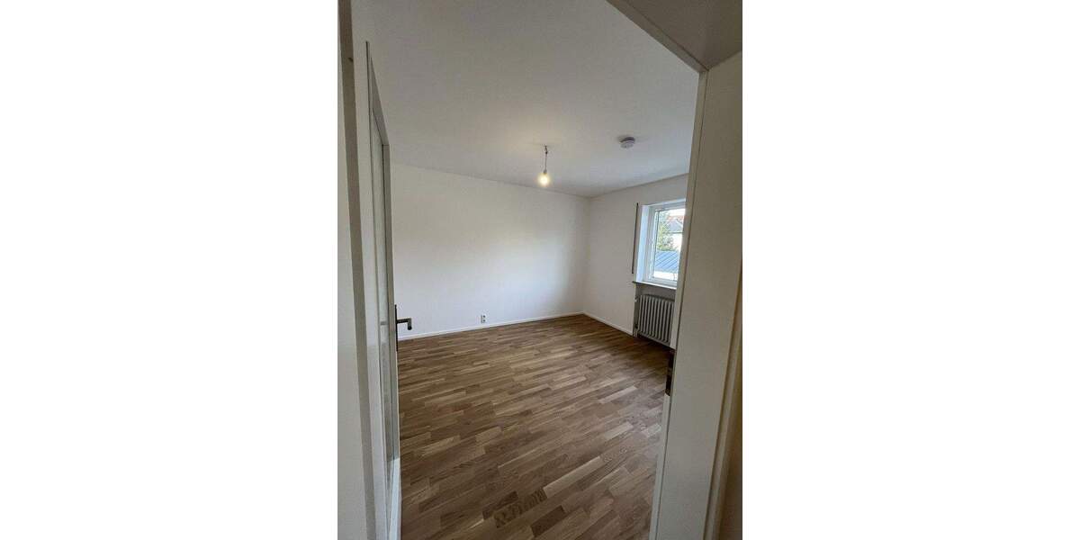 Doppelhaushälfte Fürstenfeldbruck - 6 Zimmer, 154 m&sup2;, 2.400&euro; | Angebot:25755951